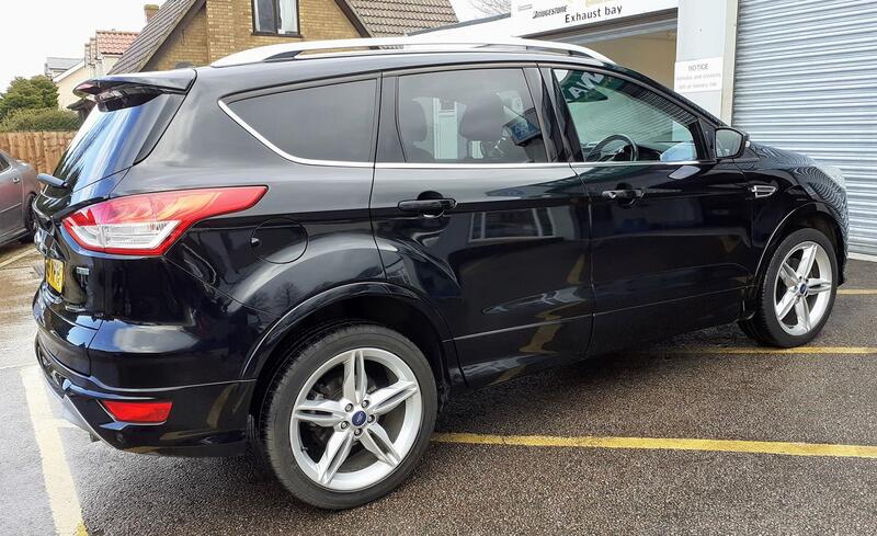 FORD KUGA