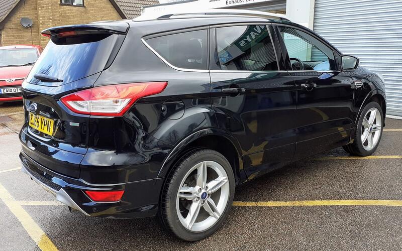 FORD KUGA