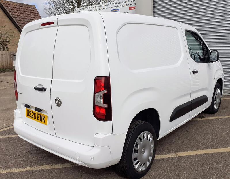 VAUXHALL COMBO