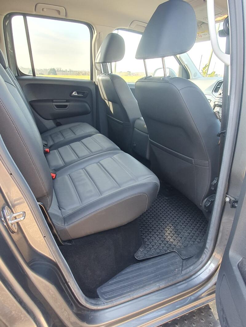VOLKSWAGEN AMAROK