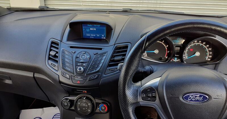 FORD FIESTA