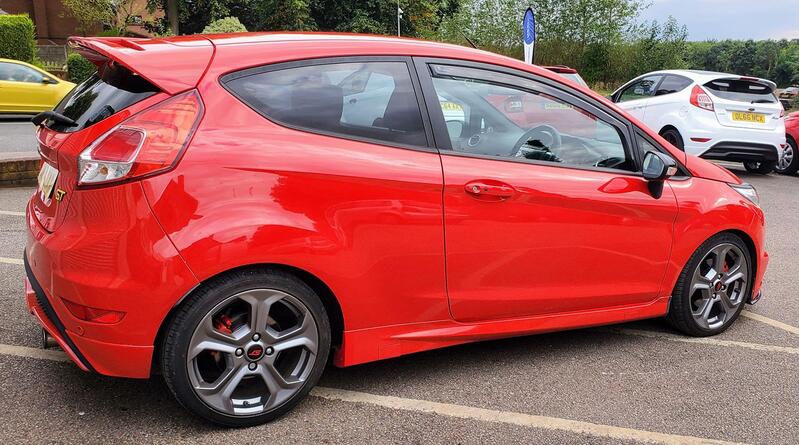 FORD FIESTA