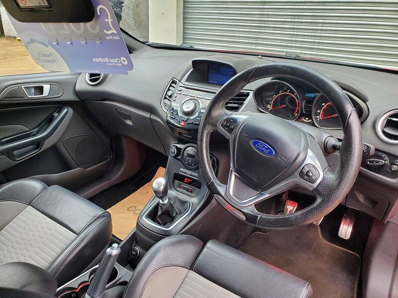 FORD FIESTA