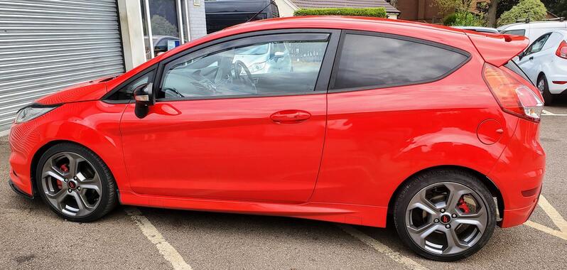 FORD FIESTA