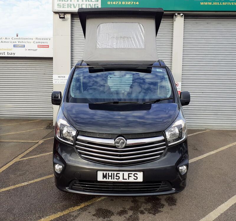 VAUXHALL VIVARO
