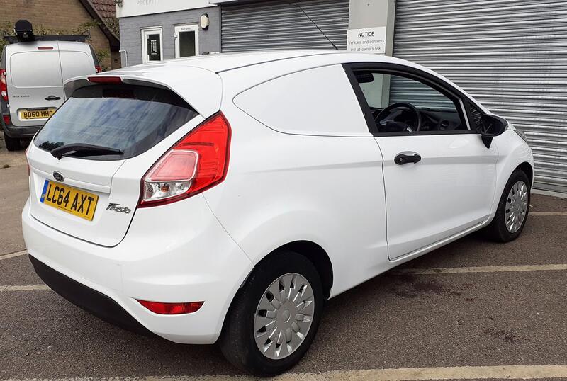 FORD FIESTA VAN