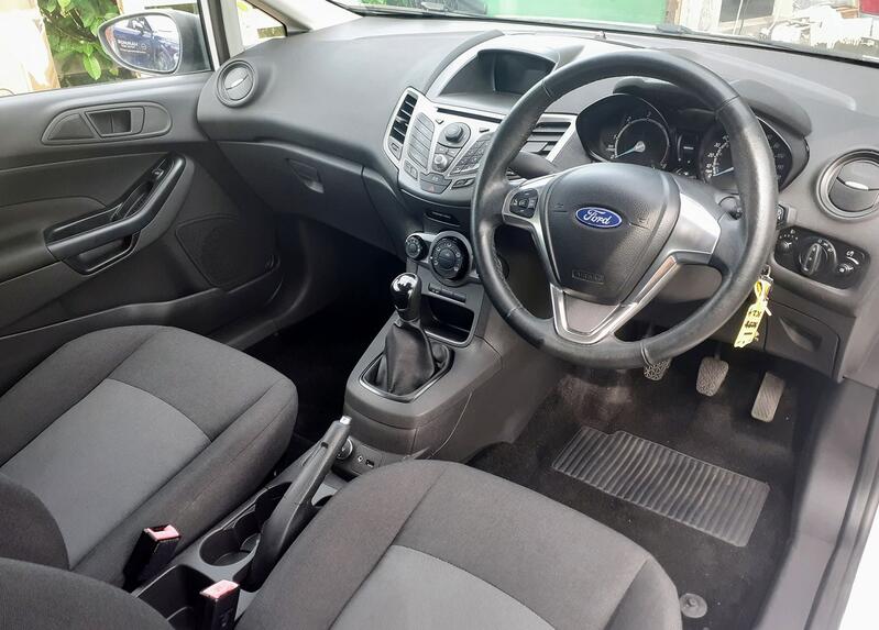 FORD FIESTA VAN